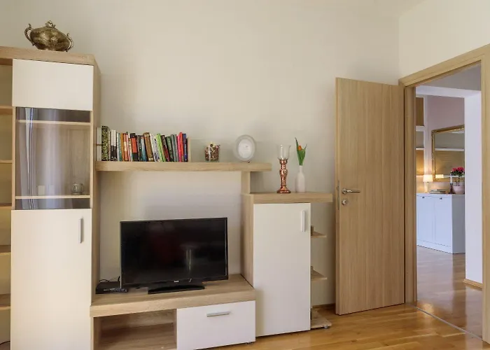Vana Apartman Kastela